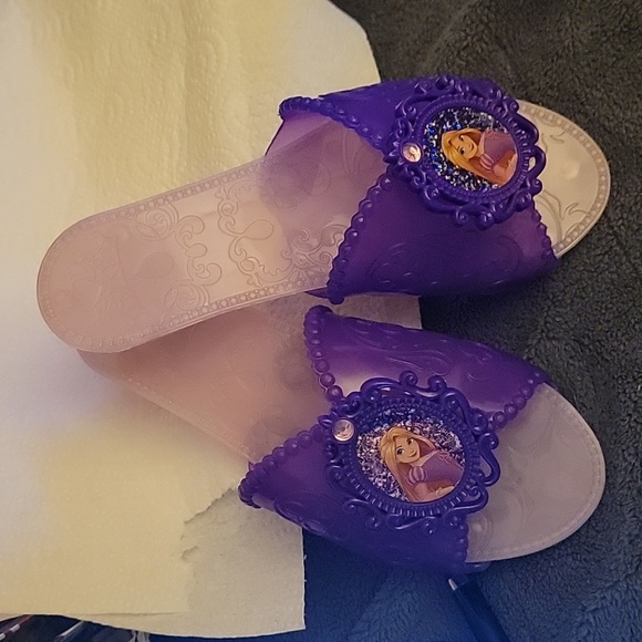 Dress-Up Slide on Shoes👠 - Picture 2 of 5